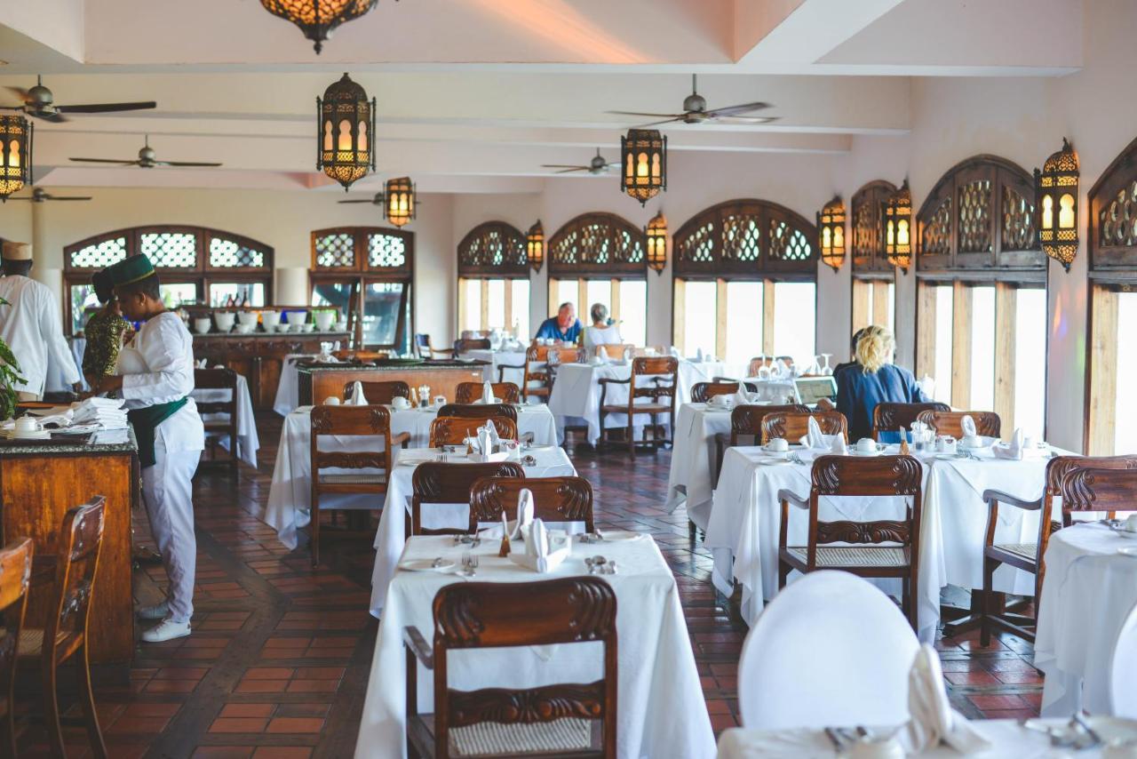 Serena Hotel 5*