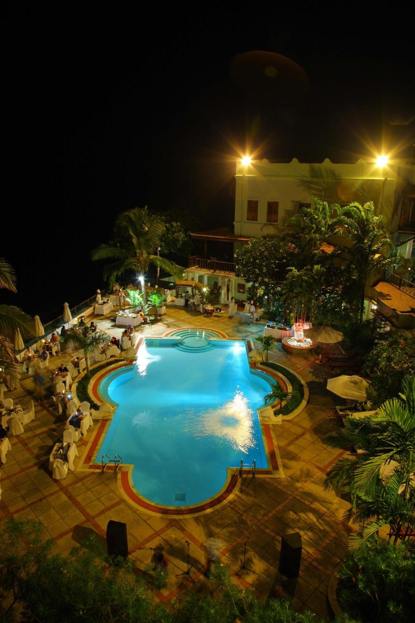 Serena Hotel 5*